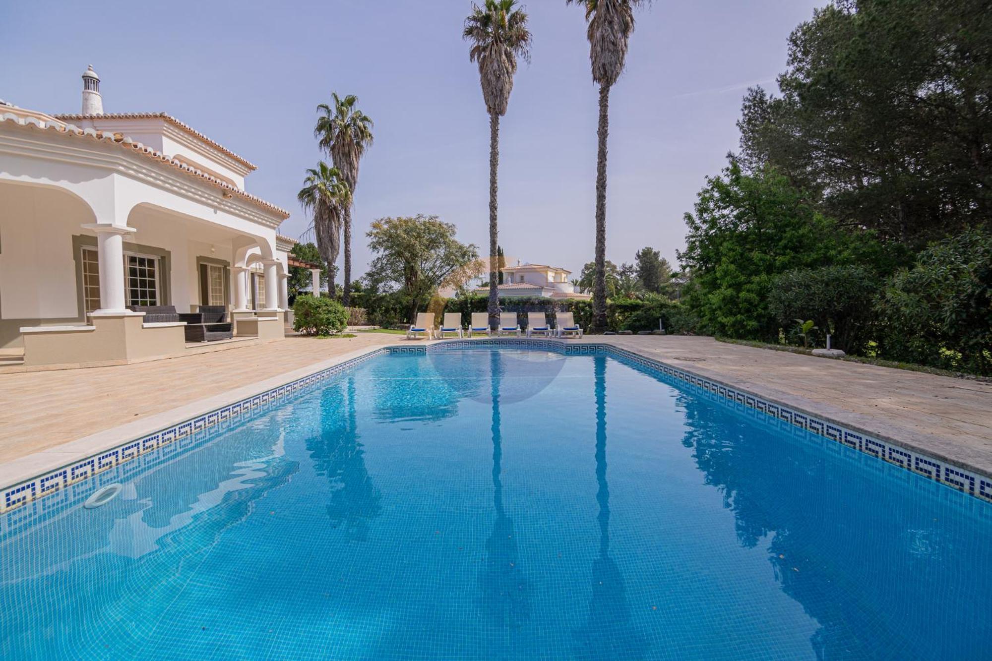 Villa Luxury Suites, Heated Outdoor Pool Портіман Екстер'єр фото